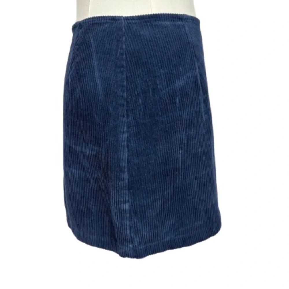 ❤️ SALE! 💙 Kendall & Kylie Navy Corduroy Mini Skirt Size XS